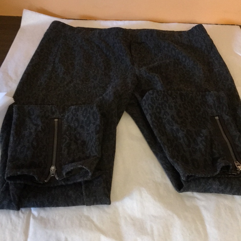 Ella moss leopard pant